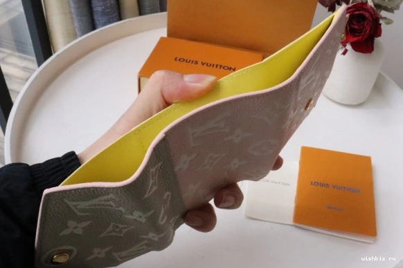 WIS VICTORINE Vuitton Louis Wallet 0819